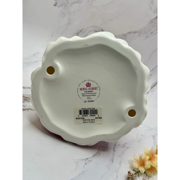 Royal Albert by Royal Doulton Old Country Roses 2010 Figurine of Year 9” MINT - Picture 5 of 16